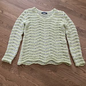 Scoop neck sweater